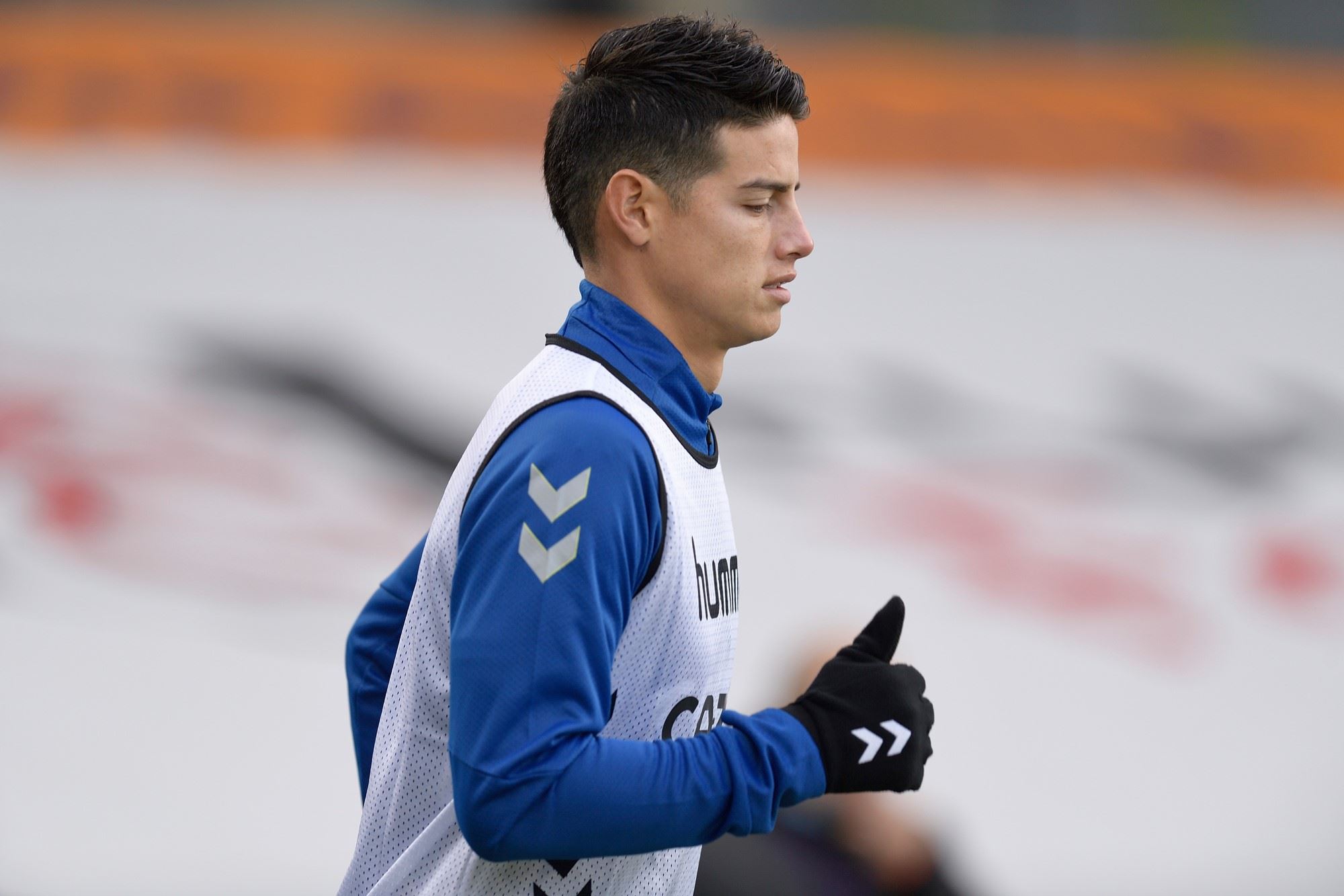 everton menang, akhirnya... 