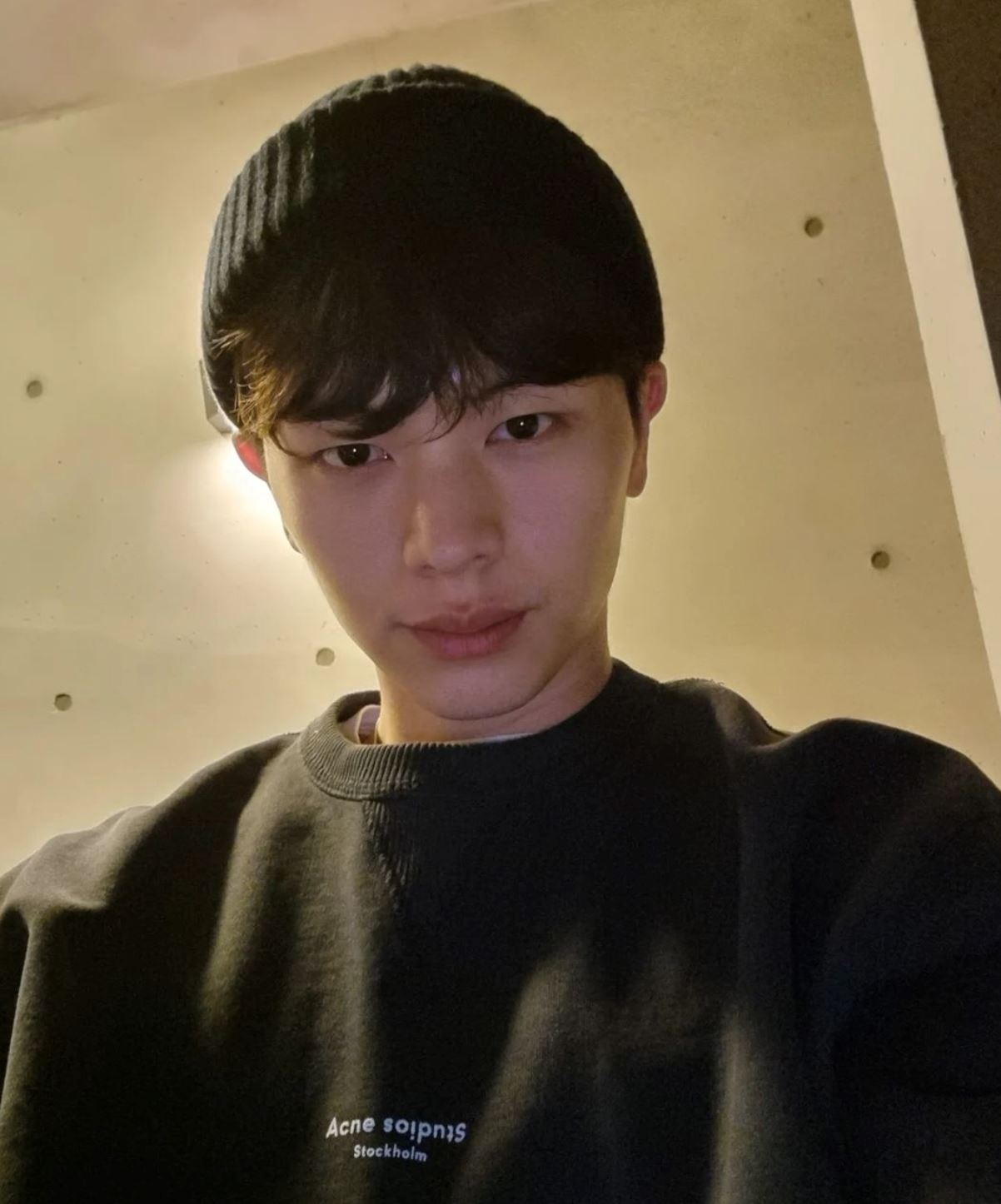 【娱乐】btob陆星材被传与女网红热恋？公司秒出面否认：“只是朋友” 