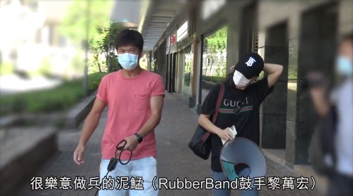 黄心颖有新男友了？两人一起带狗狗去做手术，还养同品种狗！