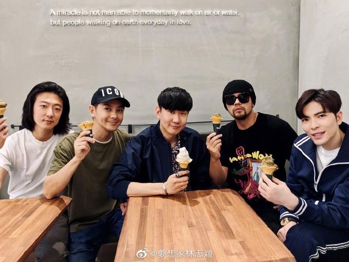 林俊杰、周杰伦、林志颖与萧敬腾聚会只为了xxx!真是奇迹般的聚会!