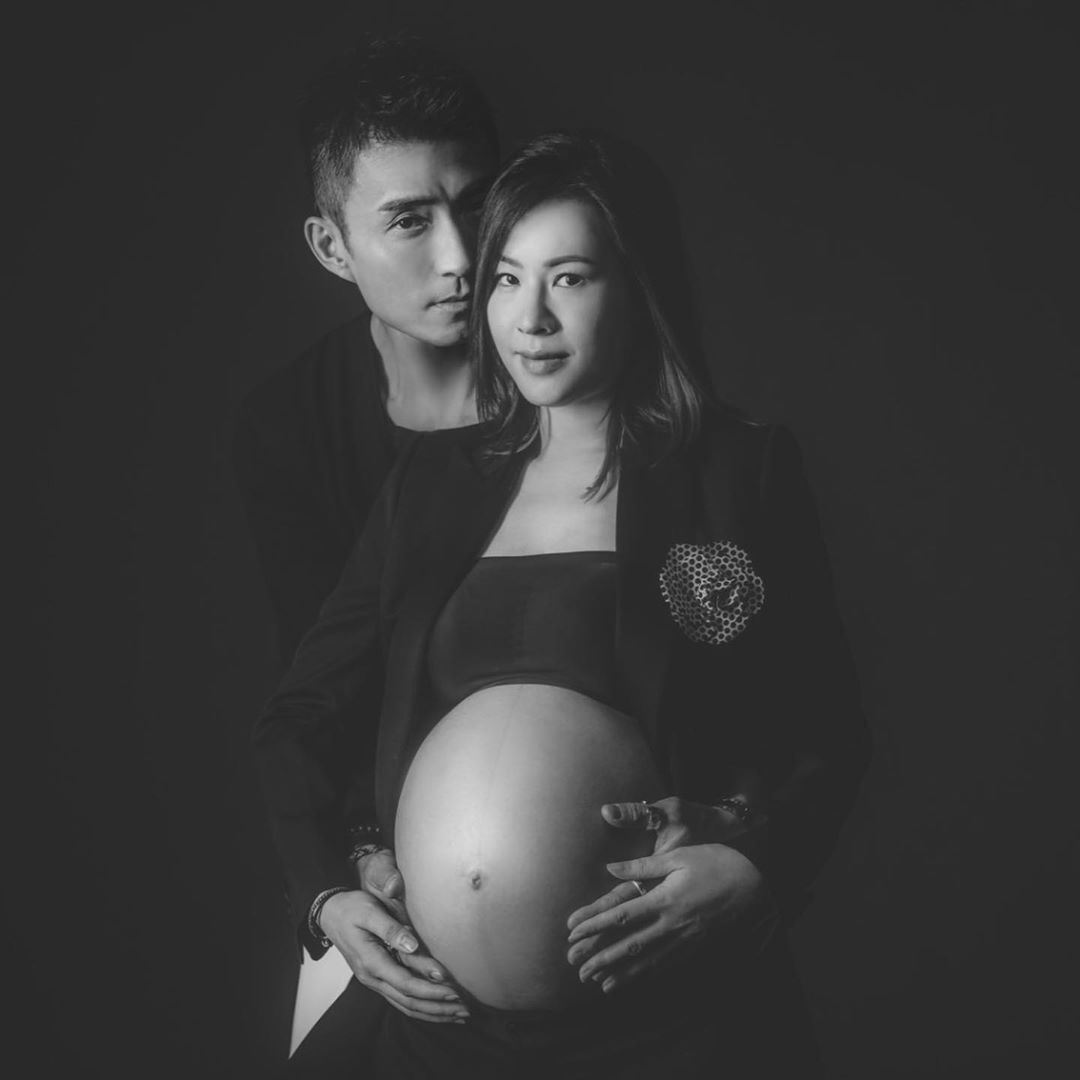 【多图】陈山聪太太晒大肚写真照！抚摸肚子画面感超幸福！