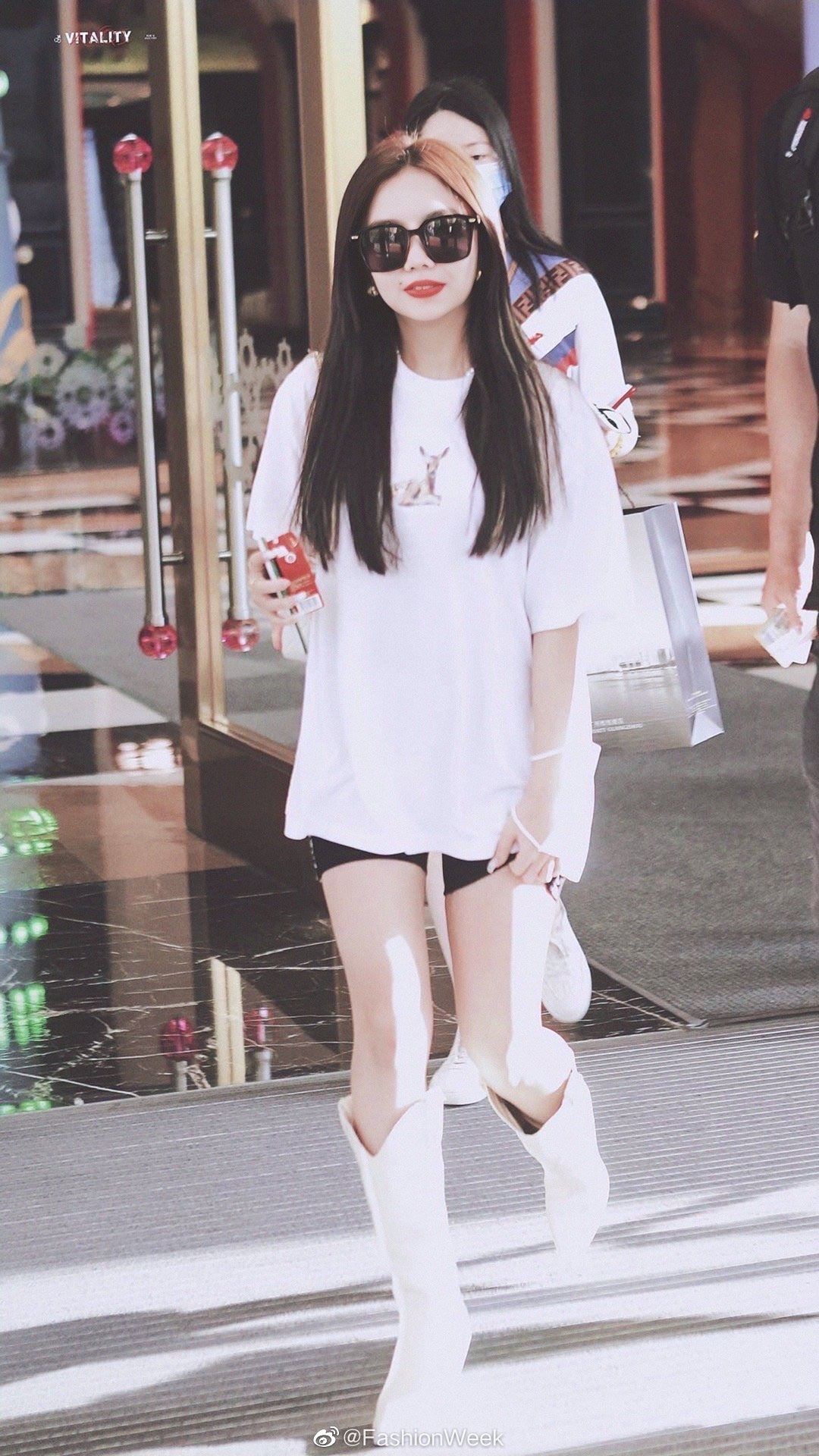 《青你2》the nine成团后首次亮相！机场look个个潮爆！