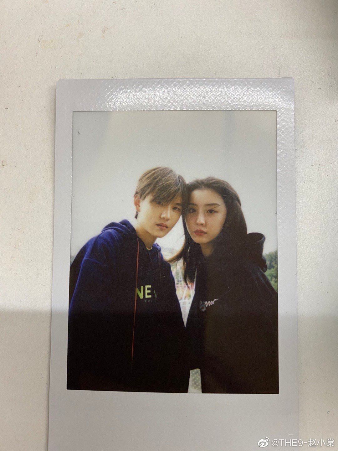 the 9赵小棠晒团员合照,却遭喻言吐槽:「你当我和老谢是吃素的吗?」