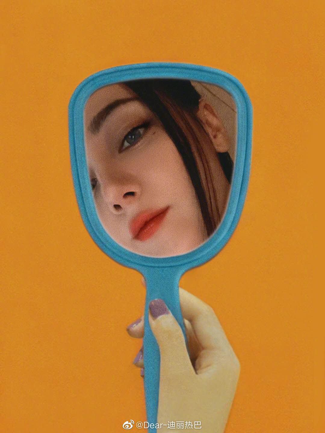 【多图】迪丽热巴派7千万粉丝福利，晒18张自拍大玩滤镜！