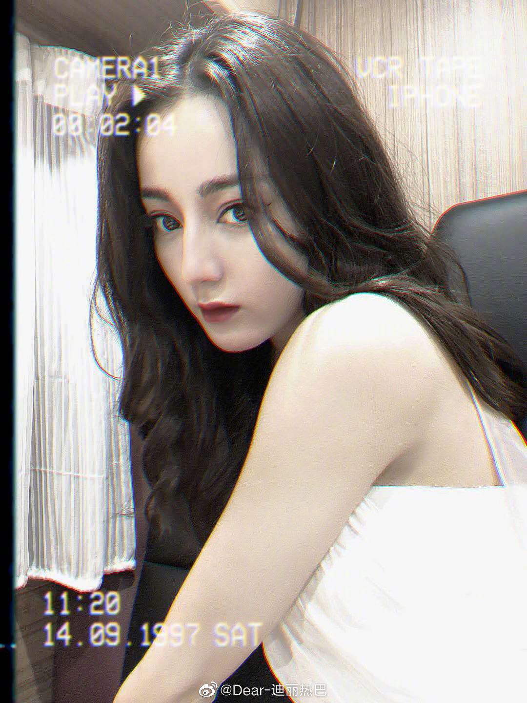 【多图】迪丽热巴派7千万粉丝福利，晒18张自拍大玩滤镜！