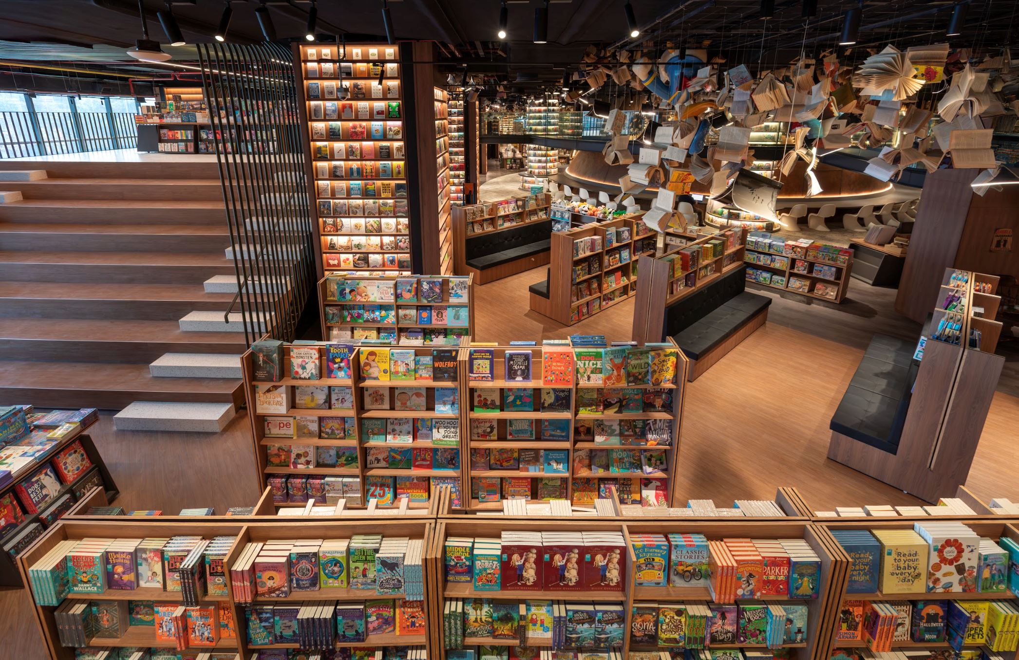 bookxcess创造历史! 全东南亚最大的24小时书店开业!