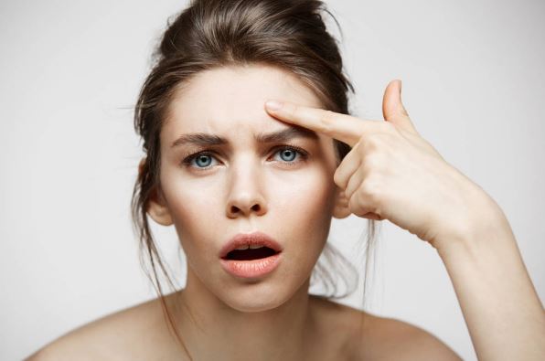 无端端长痘痘吗？它们告诉你的身体潜在问题！