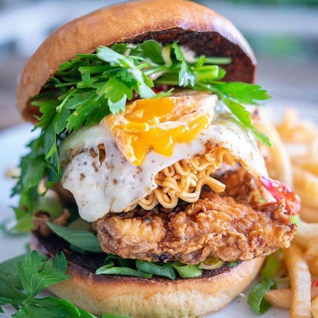 10 local food combos that malaysians reveal are their favourite