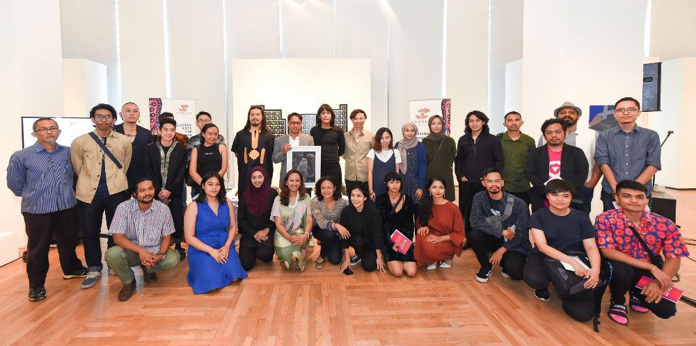 sh/ft - a contemporary visual art exhibition 