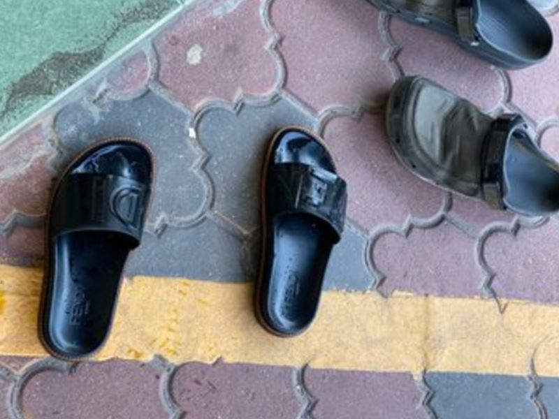 hold my fendi please, i gotta go pray