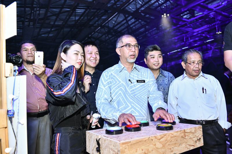 light up at inyala 2019