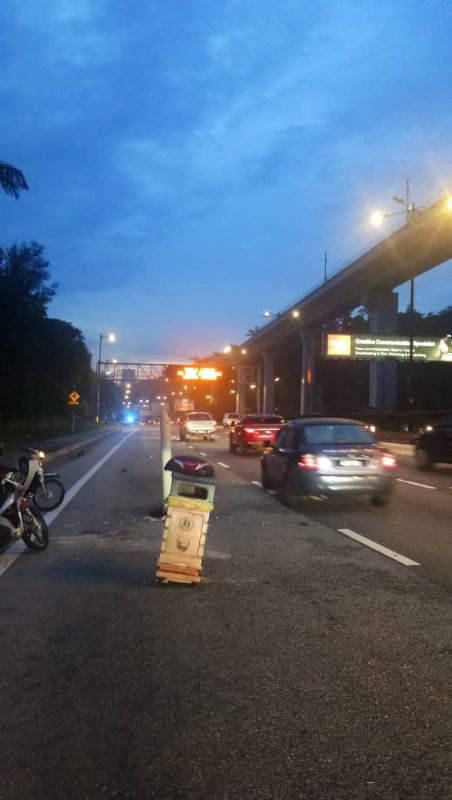 this is why you were stuck on the sprint highway this morning!