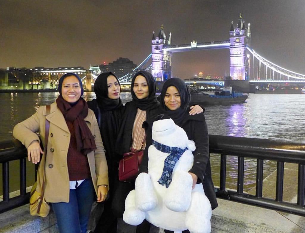 learn to travel from a muslim woman