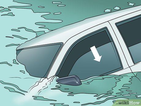 how to escape a sinking car