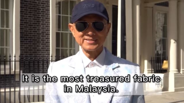 Jimmy Choo Went Viral Talking About His Outfit In London And Showing Off The Malaysian Songket