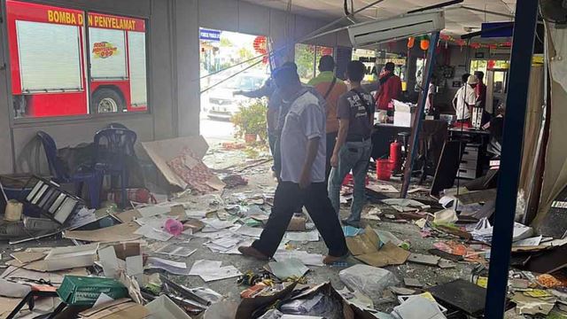 M’sian Driving Student In Negeri Sembilan Crashes Test Car Into Driving School Building