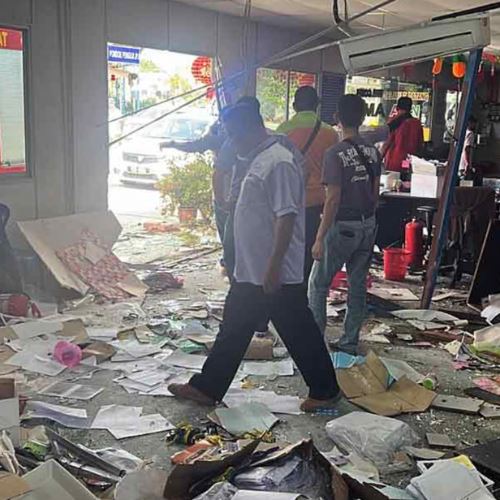 M’sian Driving Student In Negeri Sembilan Crashes Test Car Into Driving School Building