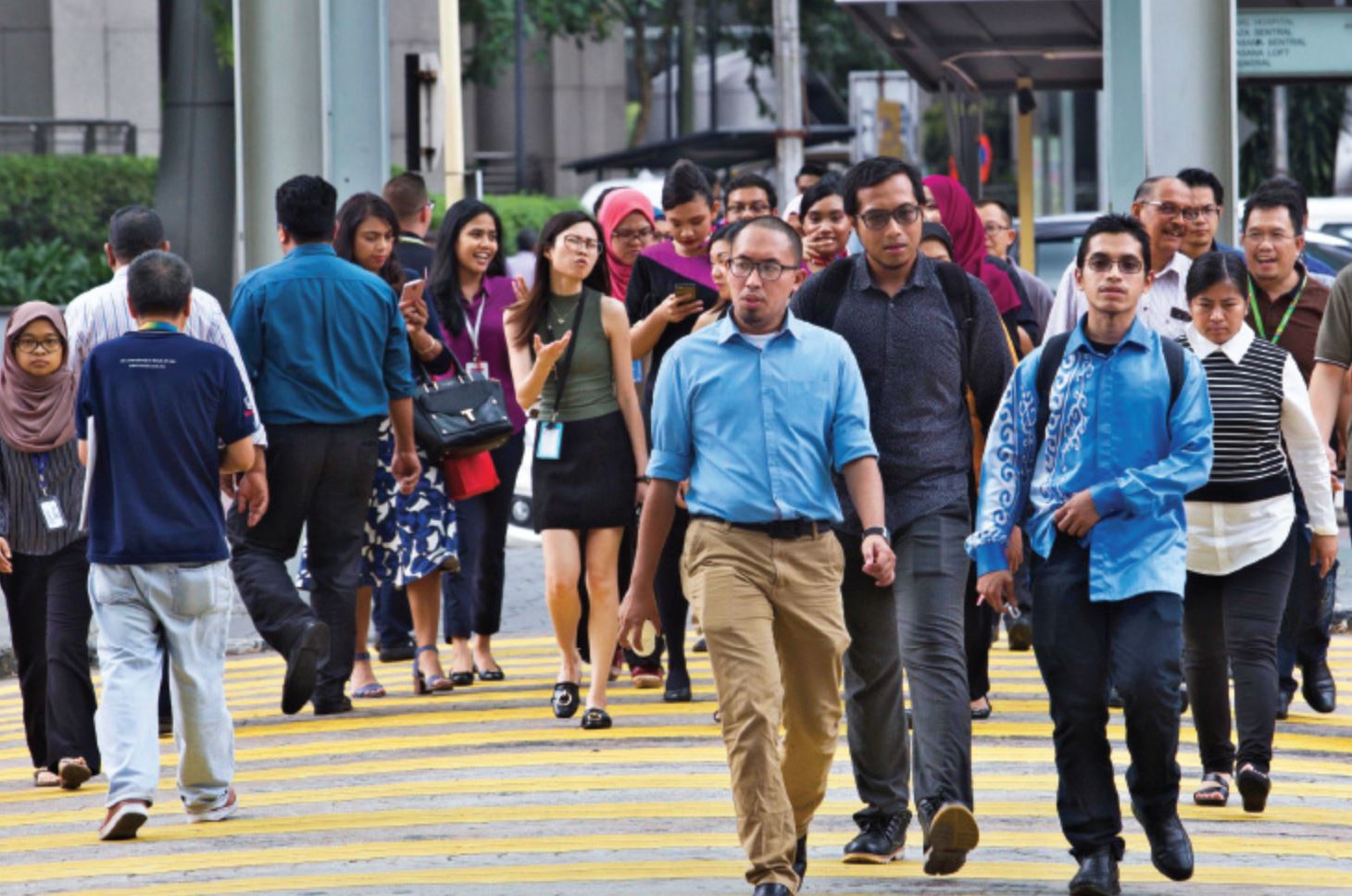 feeling underpaid? you’re not alone… only 10% of malaysians earn above rm9,200 monthly