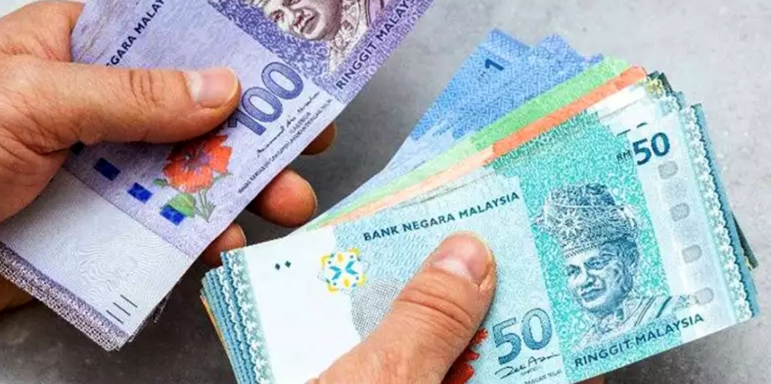 “love yourself first” malaysian man spends rm10k trying to woo crush, she chooses another