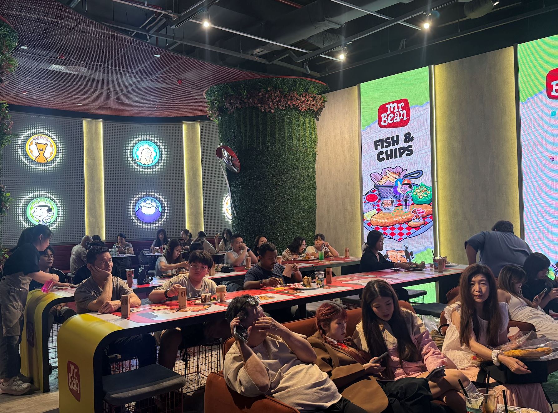 celebrate ho-ho bean christmas with acolab's mr bean seasonal menu