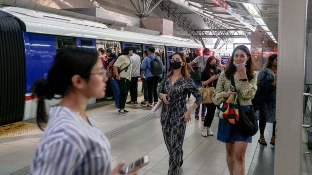 How Does Your Salary Compare? Latest M’sian Wage Report Reveals Key Trends by Age, Gender, Industry, and State