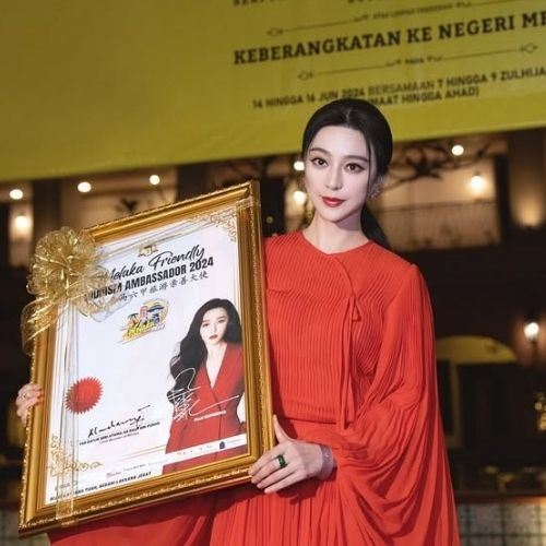 Fan Bingbing Honoured as Datuk, Promises to Put Melaka on the Global Tourism Map