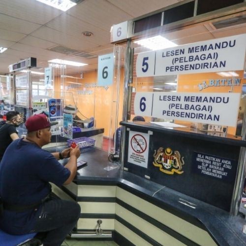 JPJ Offers Weekend Services for Driving Licence Renewal Until Late October!