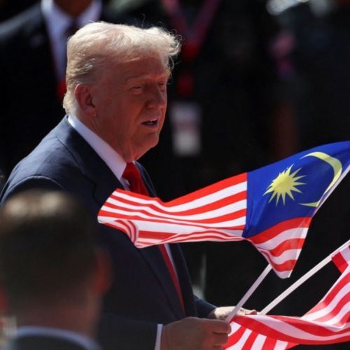 U.S. President Trump Praises Malaysian Compact Car Designs, Calls Them “Very Small and Really Cute”