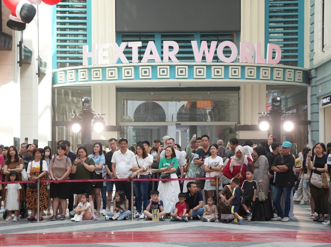 exploring the new hextar world mall: here's what the syok team found inside!