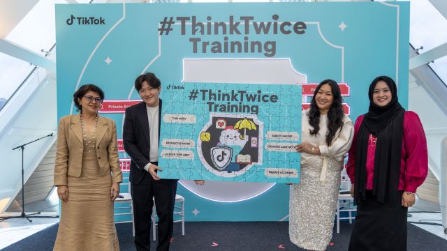 TikTok’s #ThinkTwice Now Goes Hands-On to Help Parents Navigate Teens’ Online World