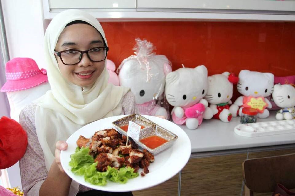 cafe khas bagi peminat tegar hello kitty