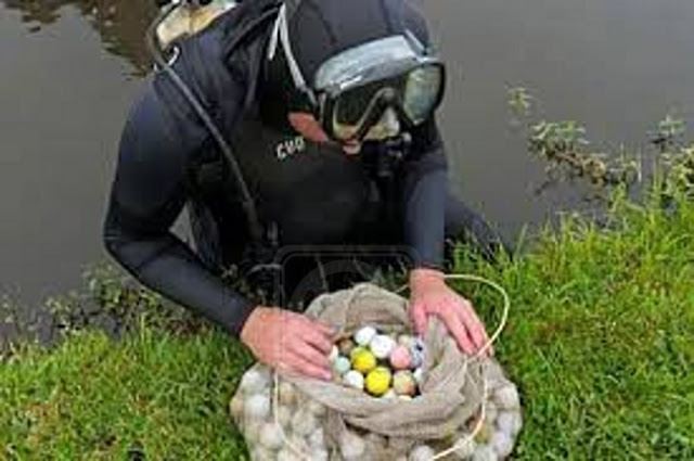 pekerjaannya buat ramai geli. tapi bila dapat rm60 juta ramai pulak yang nak tahu.