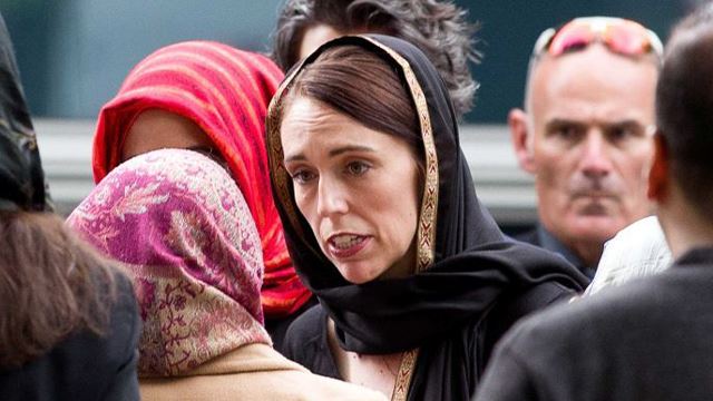 new zealand ajak seluruh penduduknya memakai tudung hari jumaat ini sebagai tanda kasih sayang