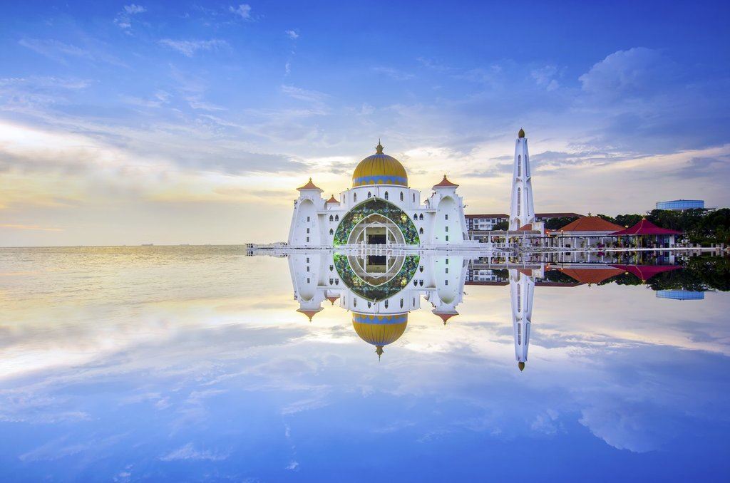 pantang larang di dalam masjid