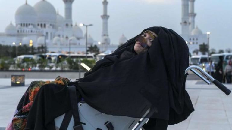 ibu koma selama 27 tahun, anak setia disisi ibu biar apa pun yang terjadi