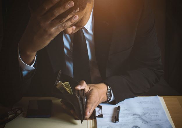 nafkah isteri dan ibu bapa, pihak mana yang perlu diutamakan