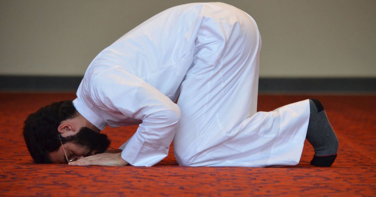 Rahsia Besar Waktu Sujud Yang Ramai Tak Tahu, Doa Waktu Ini Paling Cepat Sampai!