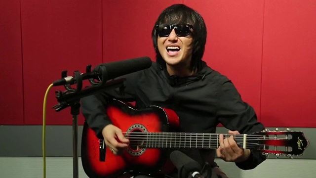 “jangan pandang orang seperti kami tak boleh jadi baik”- radhi oag