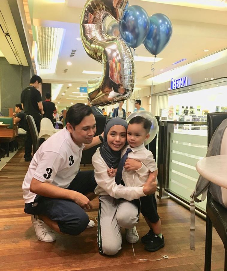 ini 5 kelebihan jadi ibu berkerjaya buat anak-anak