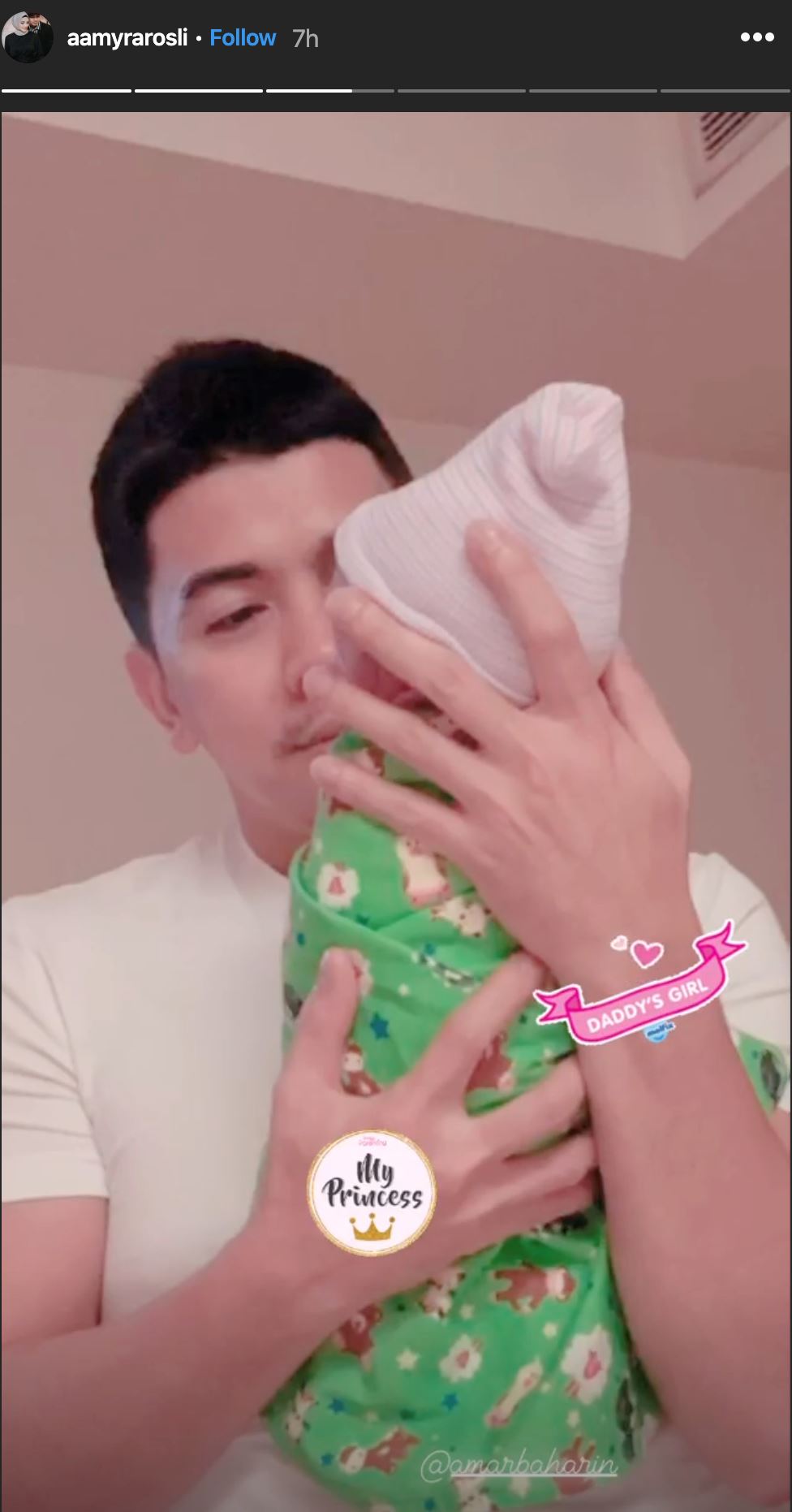 tahniah amyra rosli yang selamat melahirkan anak perempuan