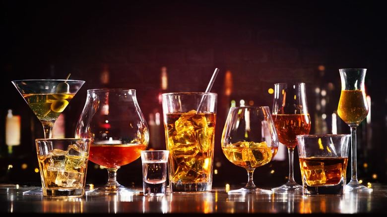 Kenapa Arak Disebut Sebagai Penyakit, Bukan Penawar?